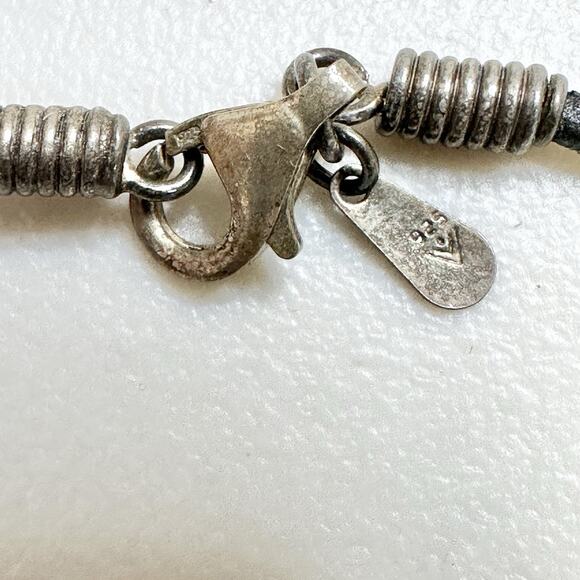 Silpada Vintage Sterling Silver and Red Sponge Coral on Leather Necklace 16 In - Picture 3 of 5